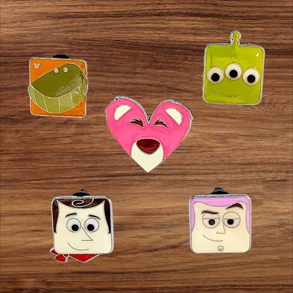 5 Toy Story Disney Parks Trading Pins, Plus 2 Bonus Pins